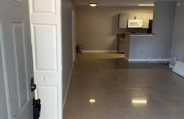 First-Floor 2-Bed, 2-Bath Condo Near Universal with Resort-Style Amenities