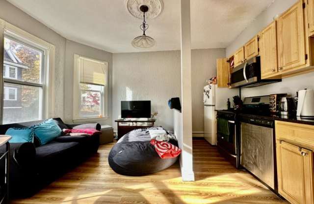 Photo of 93 Hillside