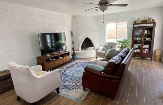 5100 N MILLER Road unit: 27