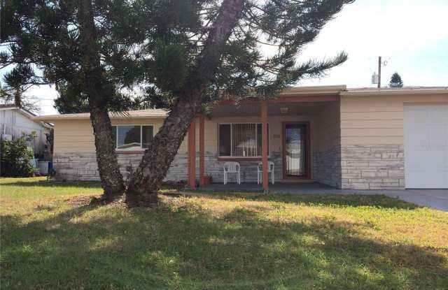 3838 CEDARWOOD DRIVE