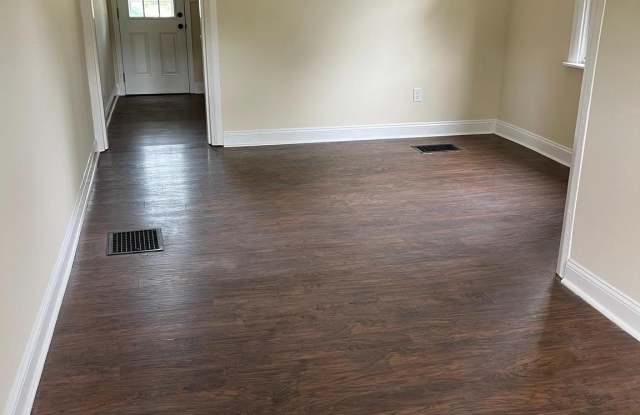 246 S IRONSTONE Drive