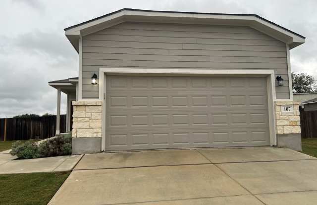 Photo of Beautiful 3/2 Single Story Home in Cibolo, TX