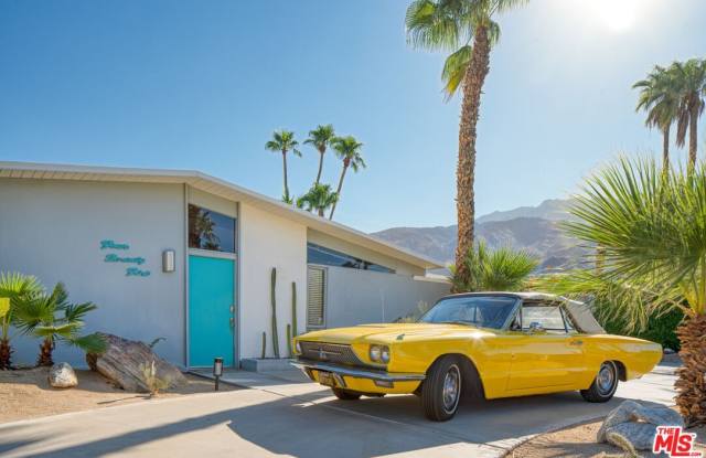 Photo of 475 E Desert Willow Cir