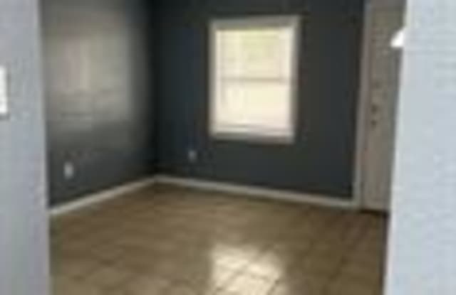 7710 County Road 2193 #8