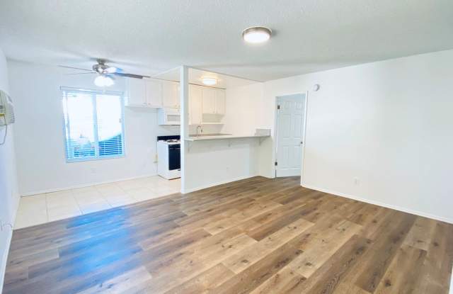 Photo of 5708 Tujunga Ave.