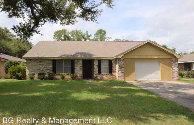 807 Cherryhill St - 807 Cherryhill Street, Lake Charles, LA 70607