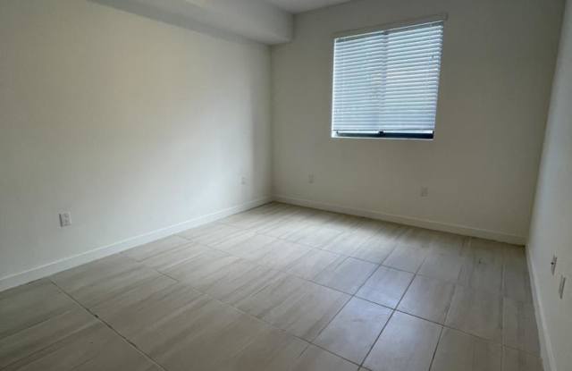 20720 Northwest 7th Ave.