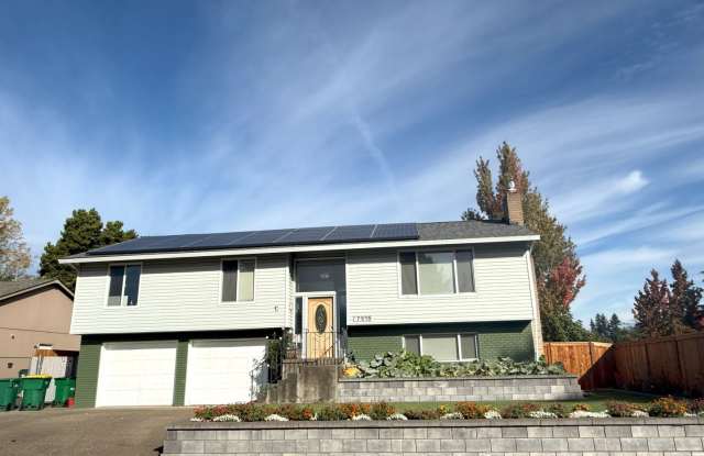 Stunning 4 BR / 3 BA West Beaverton Home with Private Oasis & Sport Court!
