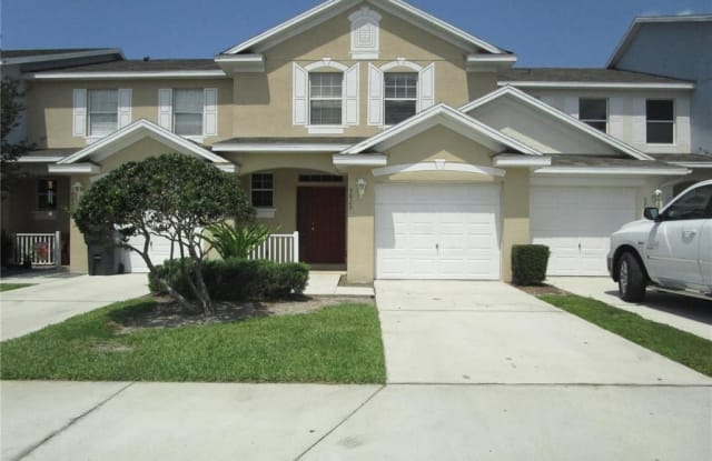 9825 CARLSDALE DRIVE - 9825 Carlsdale Drive, Riverview, FL 33578