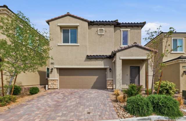 Southwest Gem! 3BR + Loft, Smart Home, Low-Maintenance Paver Patio