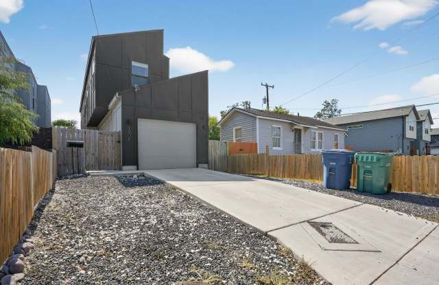 Urban Modern Living Near Downtown San Antonio! **2 Weeks Free!!**