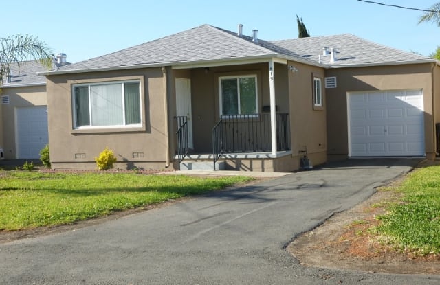 423 Central Ct - 423 Central Court, San Leandro, CA 94578