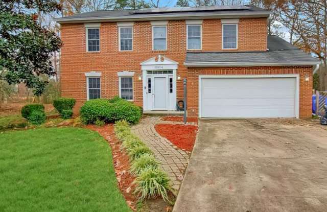 Pet Friendly - Gorgeous 2-level SFH on Quiet Cul-de-sac in Hampshire Neighborhood. 3/Bedrooms, 3 Baths, 2-Car Garage, Large Deck, Fenced In Yard, Community Pool - 6954 Cony Court, Waldorf, MD 20603