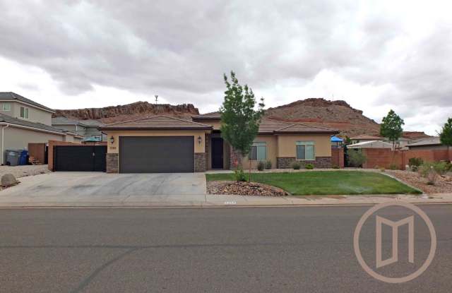 Beautiful home in Little Valley - 3284 East Livia Drive, St. George, UT 84790