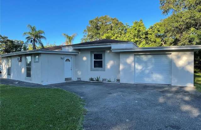 2501 47TH AVENUE N - 2501 47th Avenue North, Lealman, FL 33714