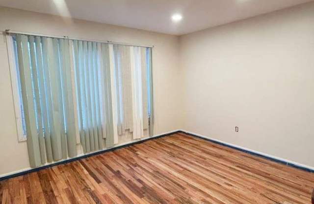 20 Courtney Place unit: #1