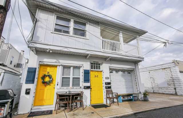 Photo of 117 Newport Ct