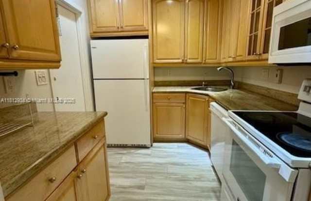 Photo of 3105 Oakland Shores Dr