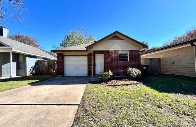 Photo of Bright and Comfortable 3BR/2BA Home with Garage  Backyard