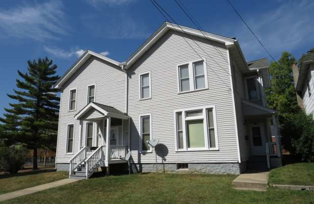 Photo of 306 E Main Street E