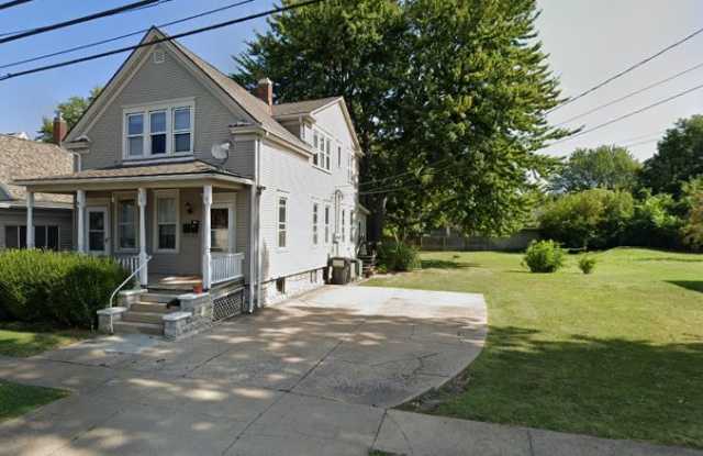 Photo of 816 Fulton Street