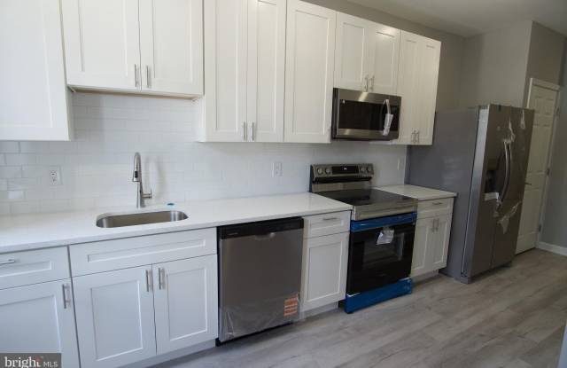 Photo of 630 N BROOKLYN Street unit: 1