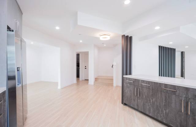 Modern Luxury Living in the Heart of Spaulding Square