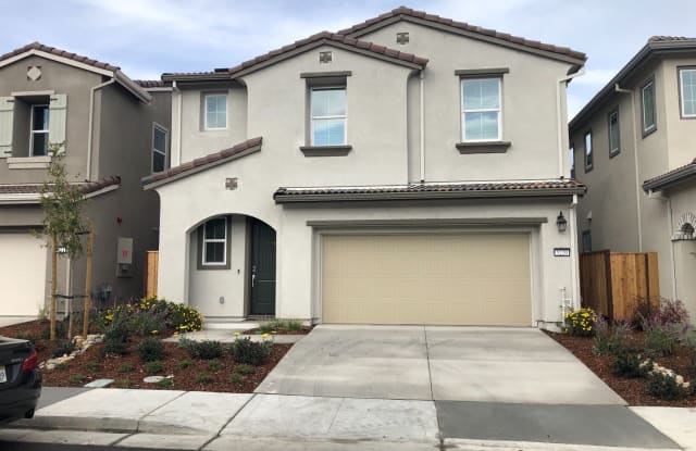 5220 JULIA BERGER CIRCLE - 5220 Julia Berger Cir, Solano County, CA 94534