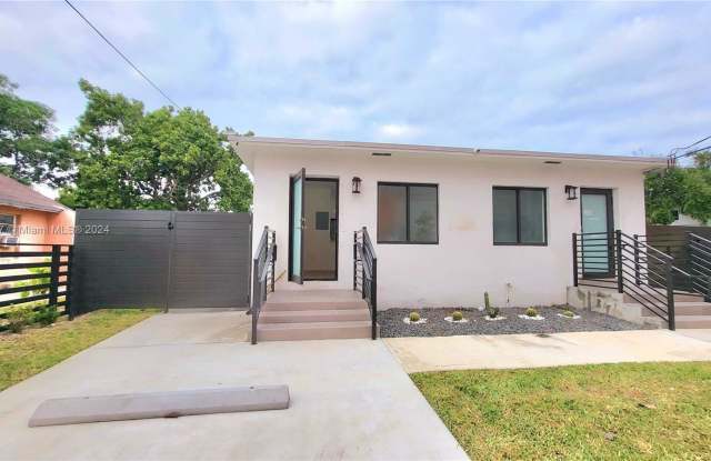 Photo of 681 Northwest 30th Street