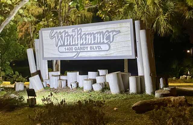 1400 Gandy Boulevard North