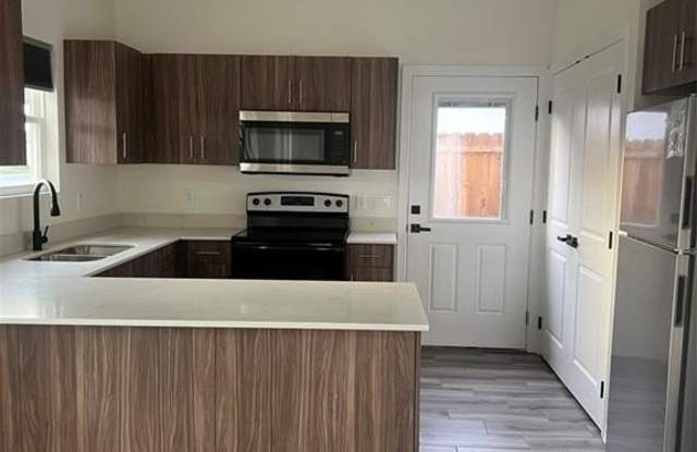 1006 N Clarence Avenue