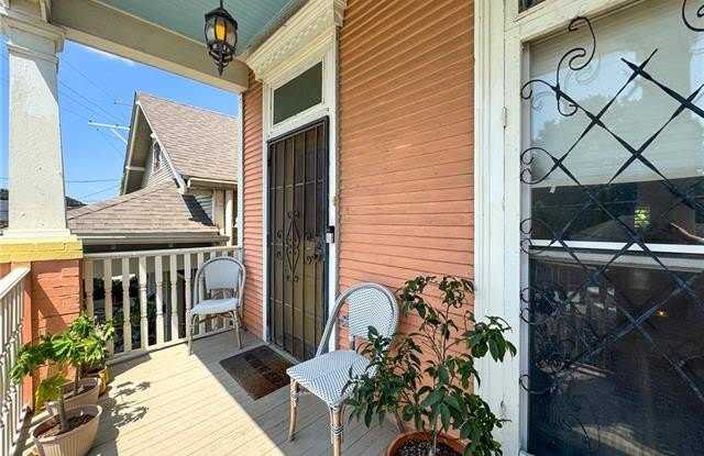 2933 SAINT PHILIP Street