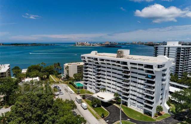 30 Turner St APT