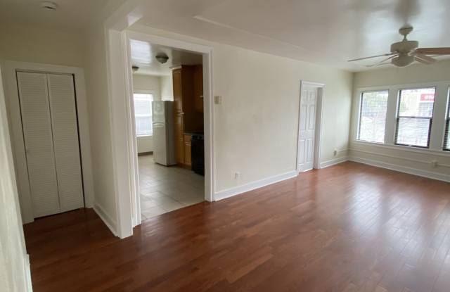 Photo of 1805 Park Boulevard - 2