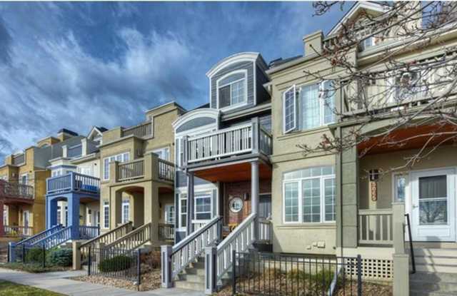 Fantastic 'Built Green' townhome photos photos