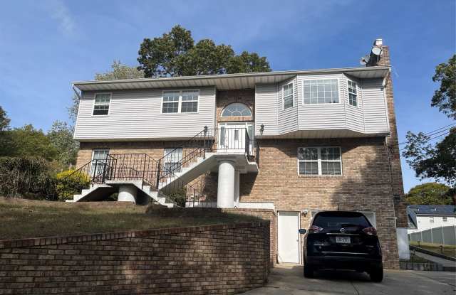 39 Elder Avenue