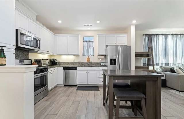 3277 E Wild Horse Privado Unit 1