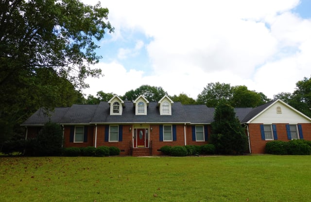 1000 Meadow Lane - 1000 Meadow Lane, Anderson, SC 29621