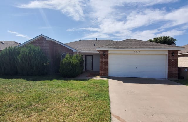 1209 Jacie Lane - 1209 Jacie Ln, San Angelo, TX 76905