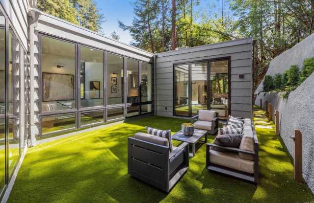 5 Tartan Road