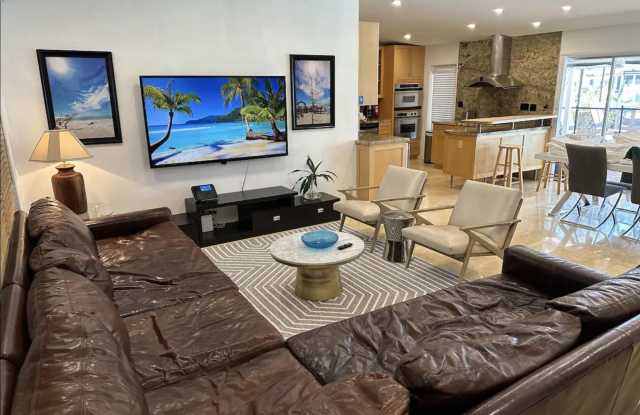 Photo of 2524 Gulfstream Lane