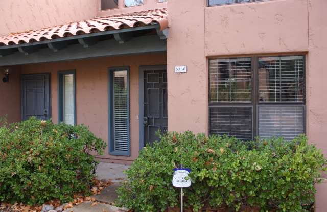 5336 N Calle Del Rocio