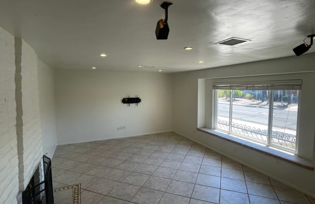 18220 Verano Dr - 18220 Verano Dr, San Diego, CA 92128