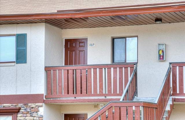407 WINDSONG Circle