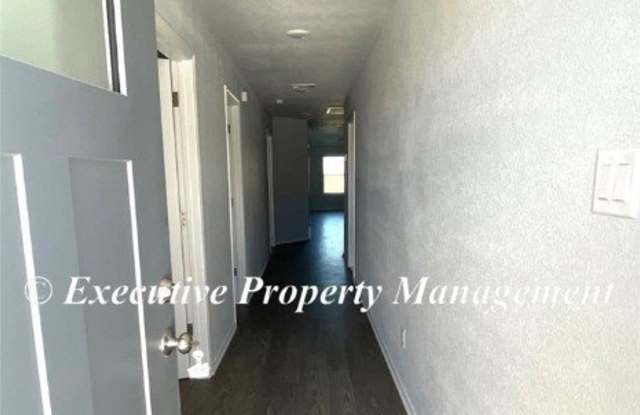 1211 Lexington Drive