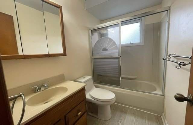 15920 Pike Boulevard