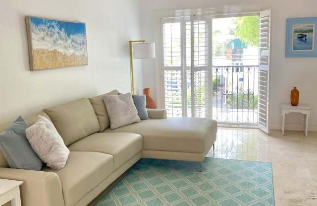 95 Northeast 4th Avenue