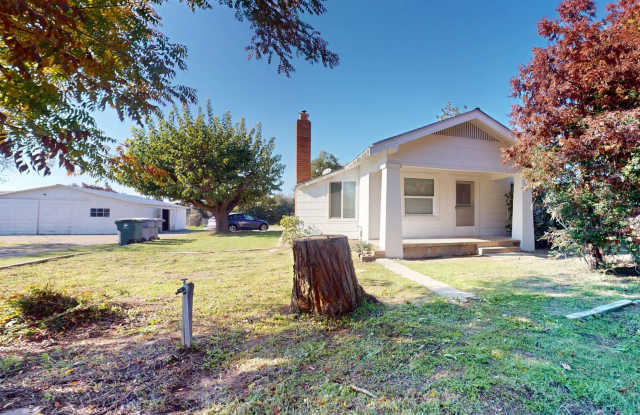 2560 Fowler Ave. Clovis, CA 93611