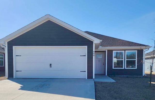 New Beginnings start with AMRR: 3 bed/ 2 bath/ 2 car garage in Oronogo, MO!