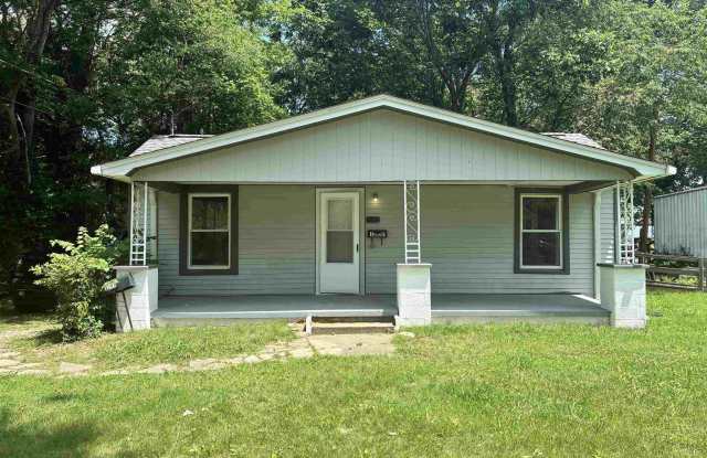 1207 Markham Ave.